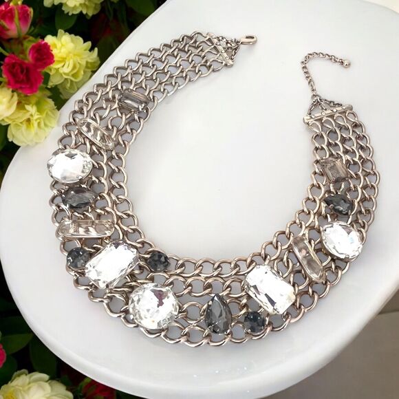 Chico's Necklace Statement Chainmail Crystals Gold Tone Chunky Fashion 11Z - Picture 3 of 8